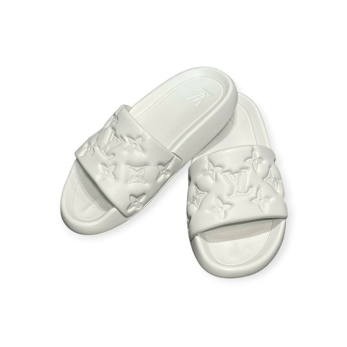 Louis Vuitton Waterfront Slipppers