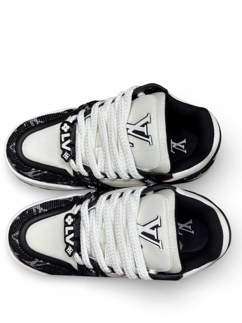 Louis Vuitton Trainer Maxi Sneakers