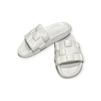 Louis Vuitton Waterfront Slipppers