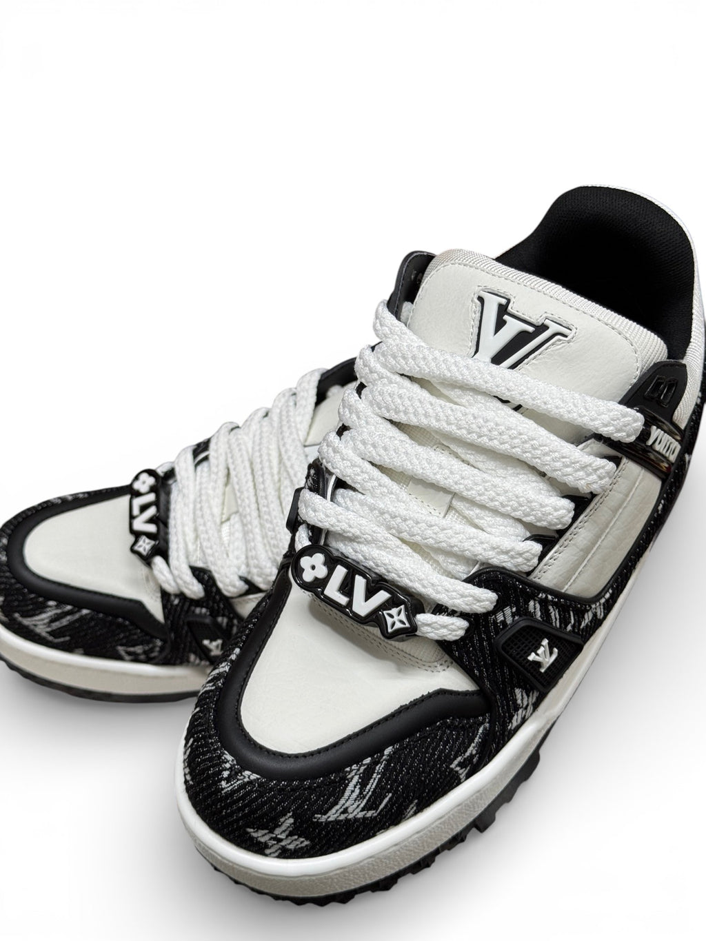 Louis Vuitton Trainer Maxi Sneakers