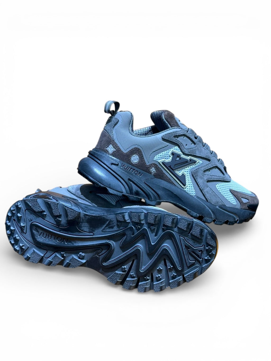 Louis Vuitton Runner Tactic Sneakers